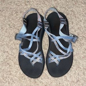 chacos!